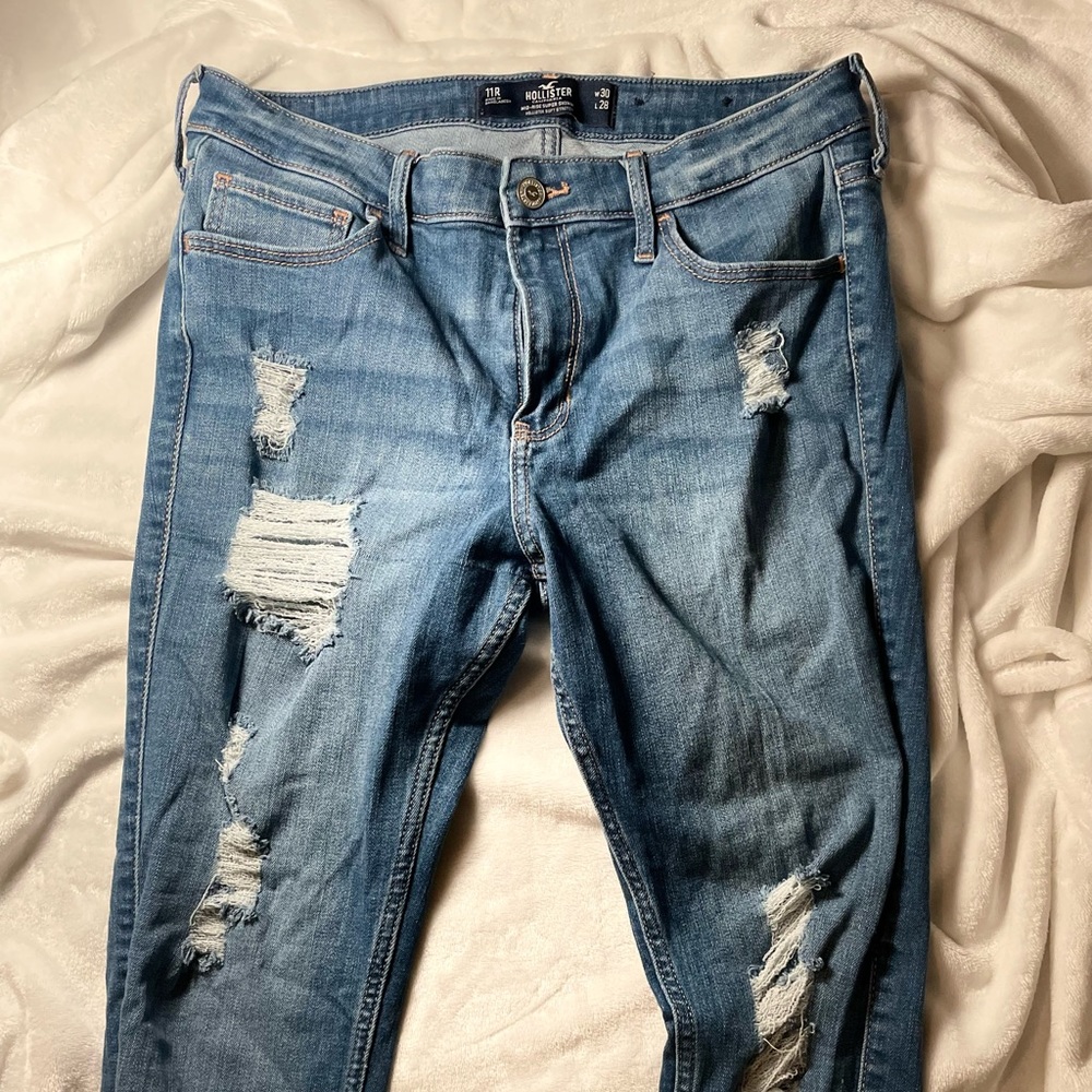 Hollister, mid-rise skinny jeans, dark wash, size 11R or w30 L28